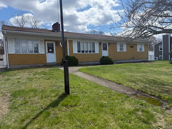 $509,999 | 214 Sawdy Drive, Westport, MA 02790