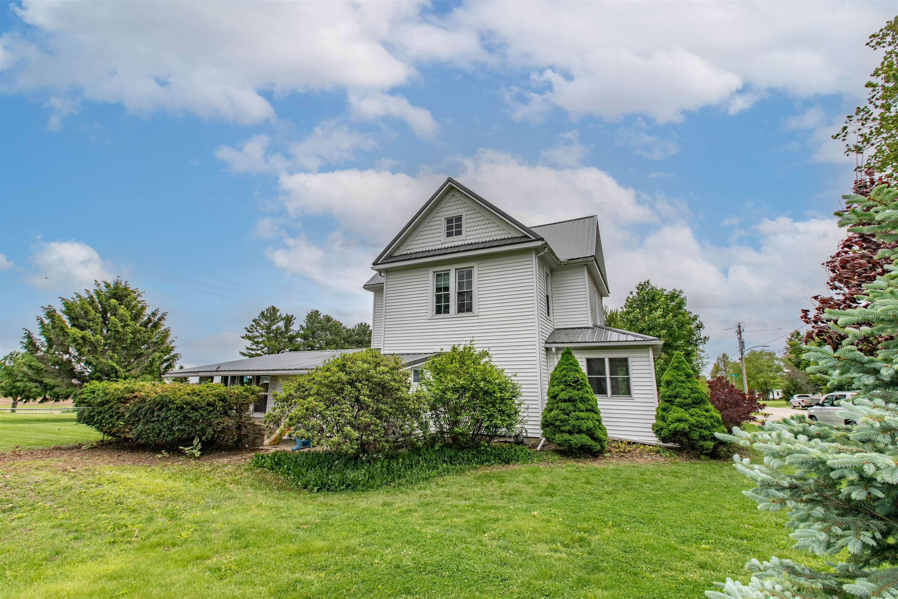 210 Commerce Street Rewey, WI 53580 - Photo 2 of 53