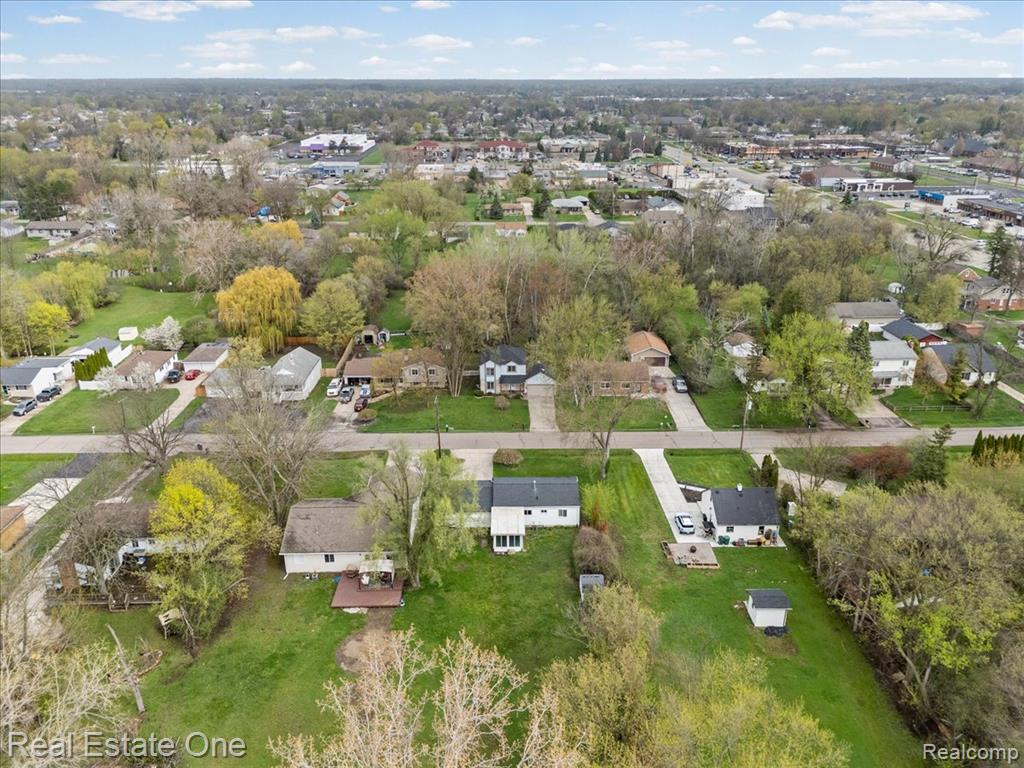 2931 Wisconsin Road Troy, MI 48083 - Photo 48 of 49