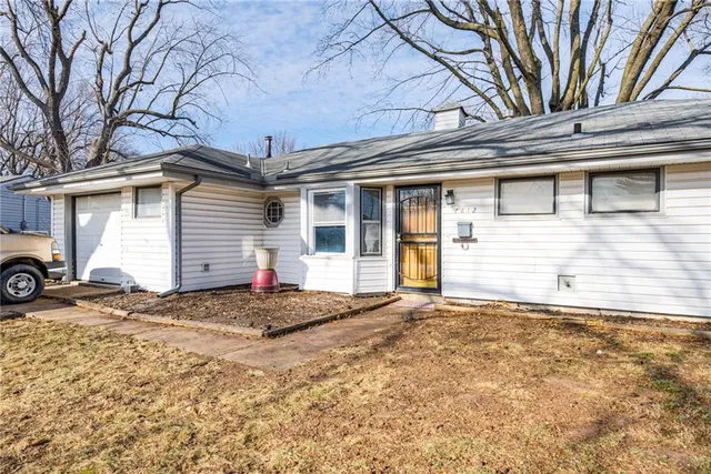 $150,000 | 7812 East 108 Circle, Kansas City, MO 64134