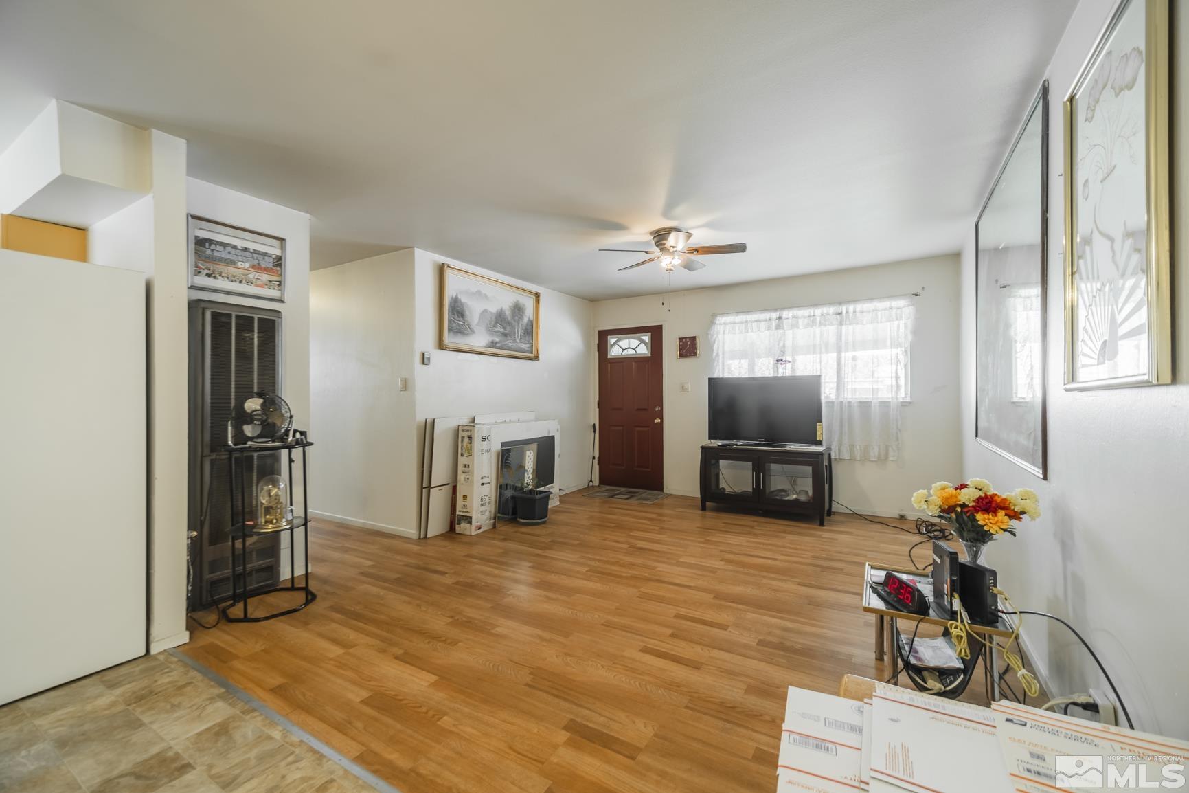 1185 Butler Street Reno, NV 89512 - Photo 8 of 21 Photo 8