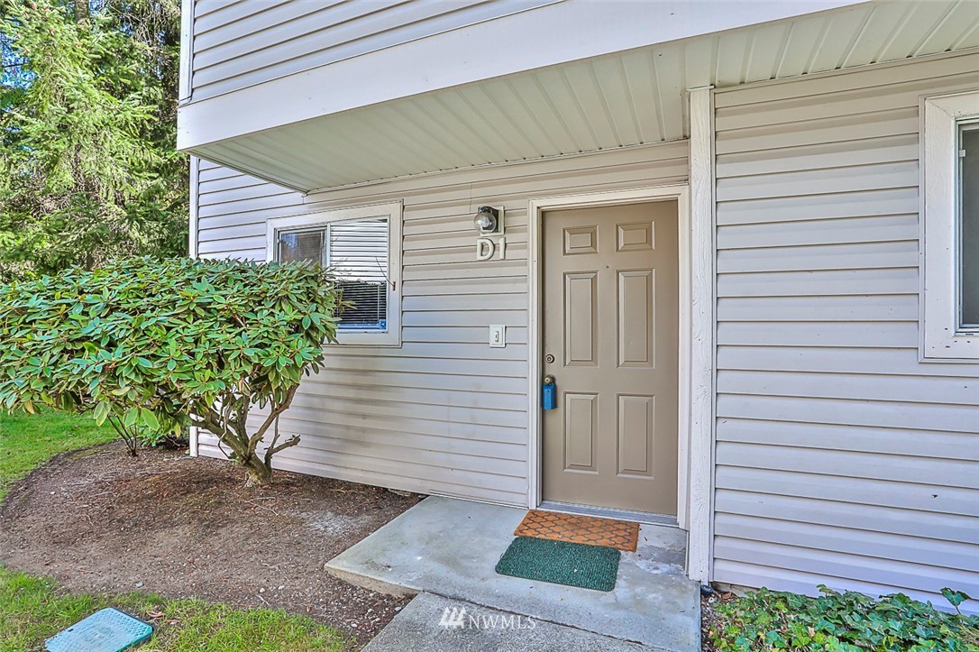 18910 Bothell Everett Highway, Unit D1 Bothell, WA 98012 - Photo 2 of 23 Gallery Image 2