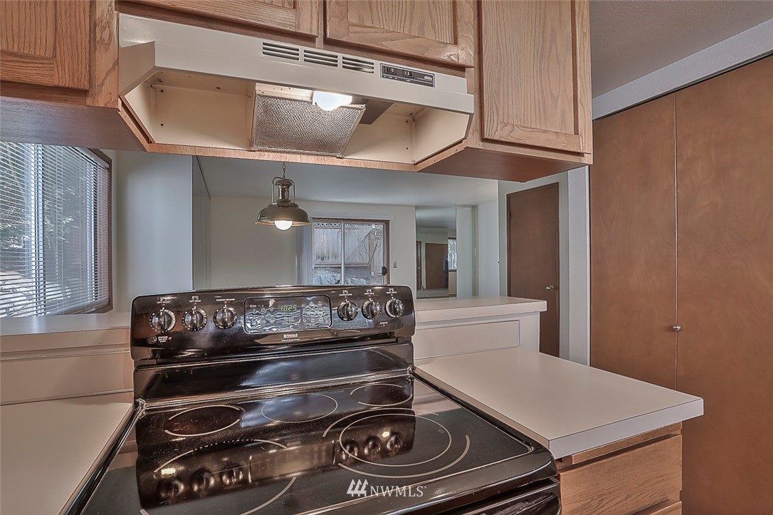 18910 Bothell Everett Highway, Unit D1 Bothell, WA 98012 - Photo 12 of 23 Gallery Image 12