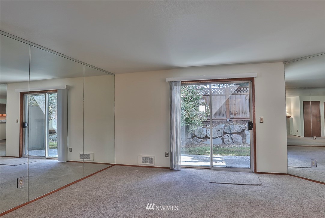18910 Bothell Everett Highway, Unit D1 Bothell, WA 98012 - Photo 5 of 23 Gallery Image 5