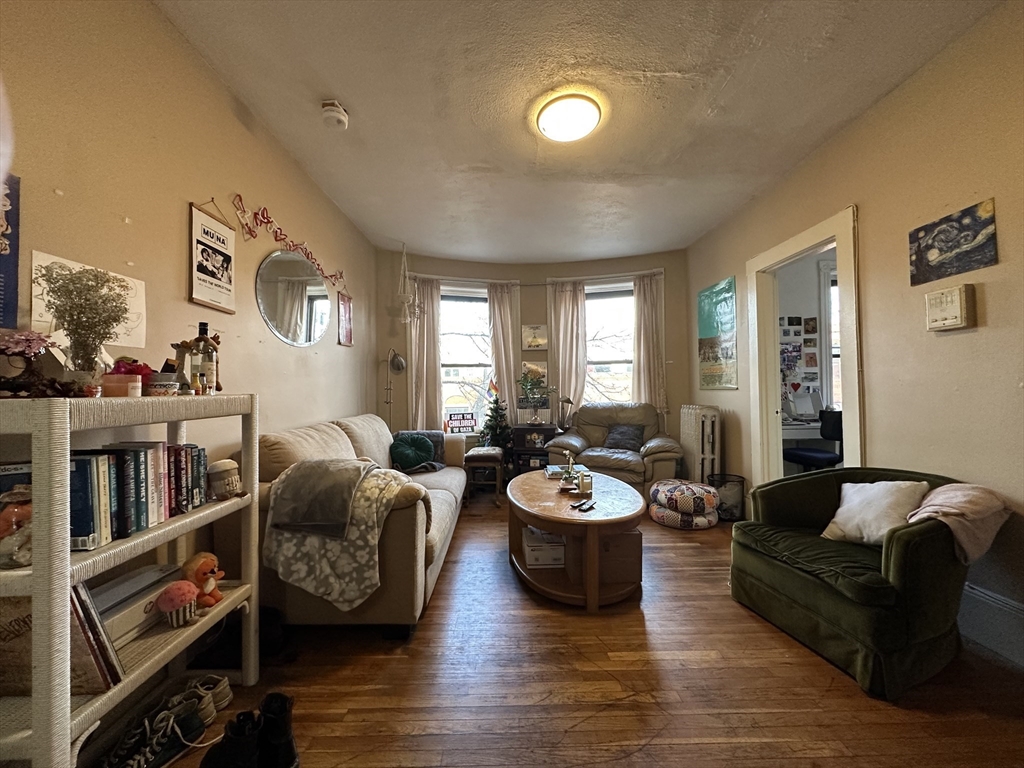 32 Symphony Road, Unit 7 Boston, MA 02115 - Photo 1 of 9 Gallery Image 1