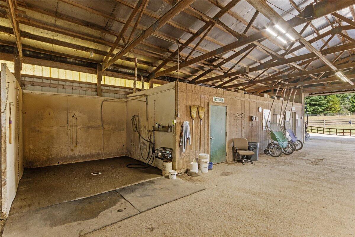 7233 National Road Southeast Jacksontown, OH 43030 - Photo 16 of 88 139-7233-7235 National Rd SE-139