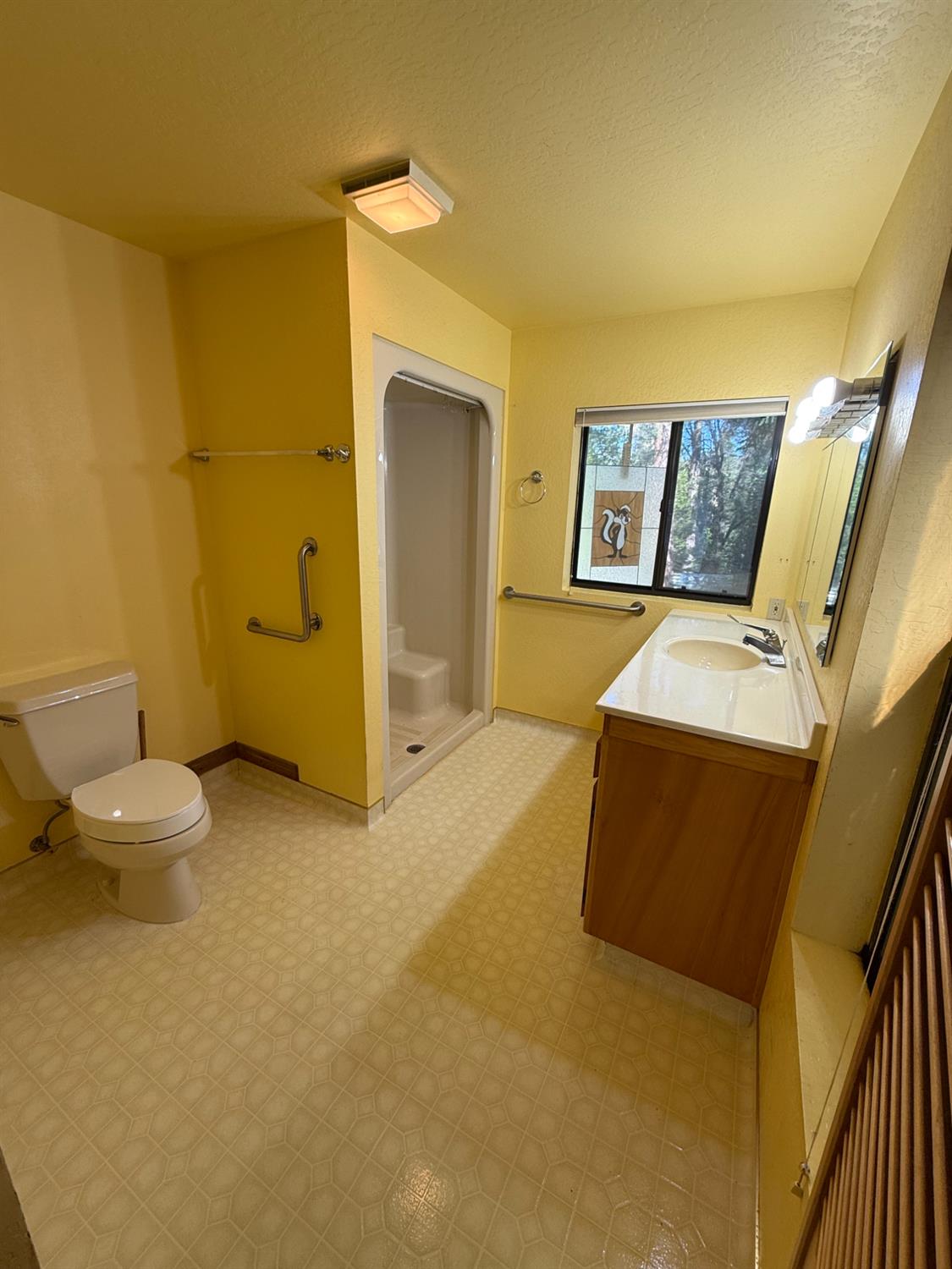 75 Sandy Gulch Lane West Point, CA 95255 - Photo 24 of 39 a bathroom with a toilet sink and tub