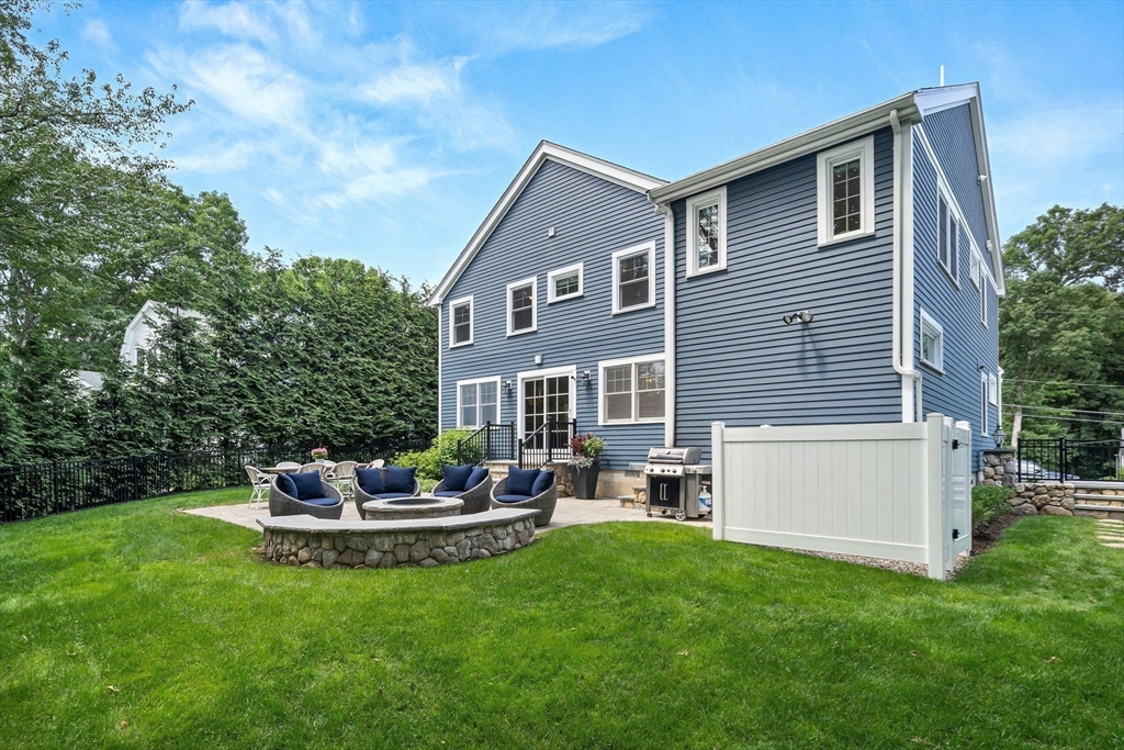 23 Northgate Road Wellesley, MA 02481 - Photo 28 of 31
