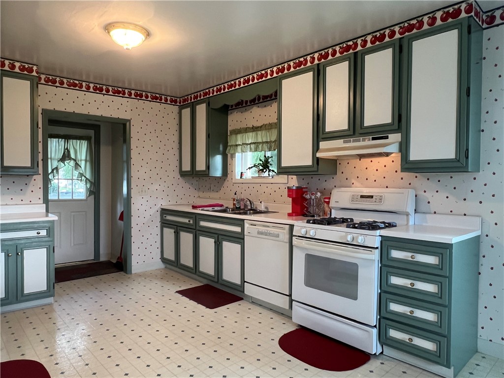 302 Gardner Road Horseheads, NY 14845 - Photo 9 of 22