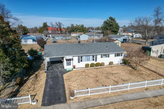 $250,000 | 7 Steele Road, Dover, DE 19901