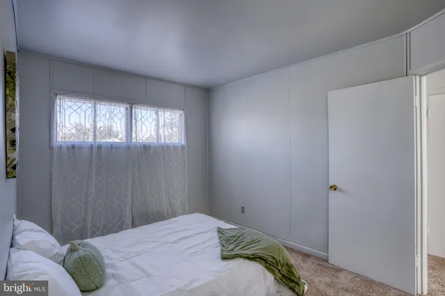 $250,000 | 7 Steele Road, Dover, DE 19901