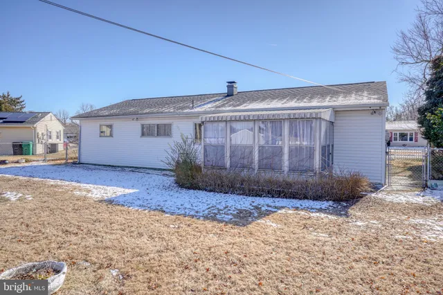 $250,000 | 7 Steele Road, Dover, DE 19901