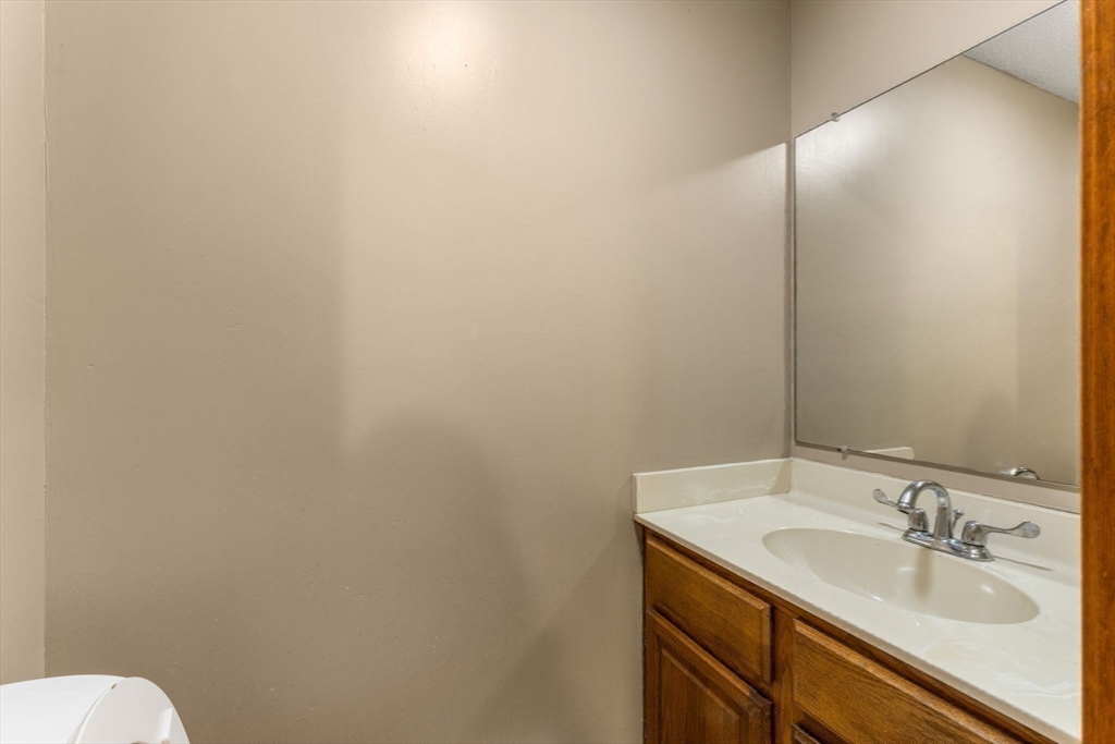 174 Lowell Road, Unit 76 Mashpee, MA 02649 - Photo 23 of 31 Gallery Image 23