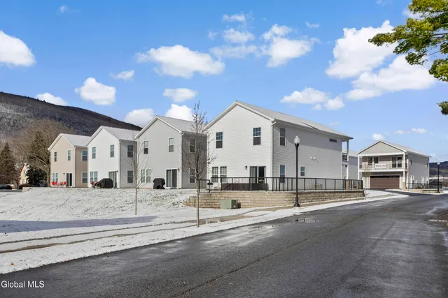 $2,160,000 | 130 Marjorie Lane, Middleburgh, NY 12122