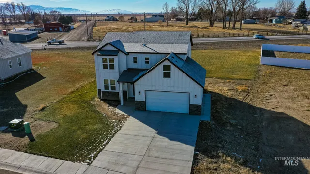 $419,900 | 629 Manning Circle, Paul, ID 83347