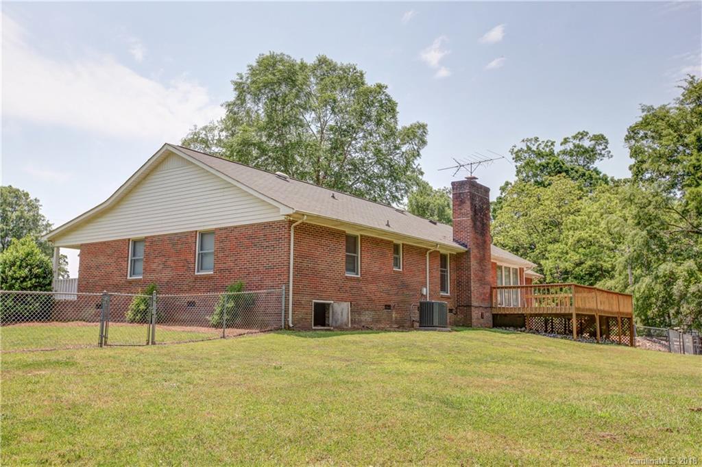 2802 Faulks Church Road Wingate, NC 28174 - Photo 9 of 36 Gallery Image 9