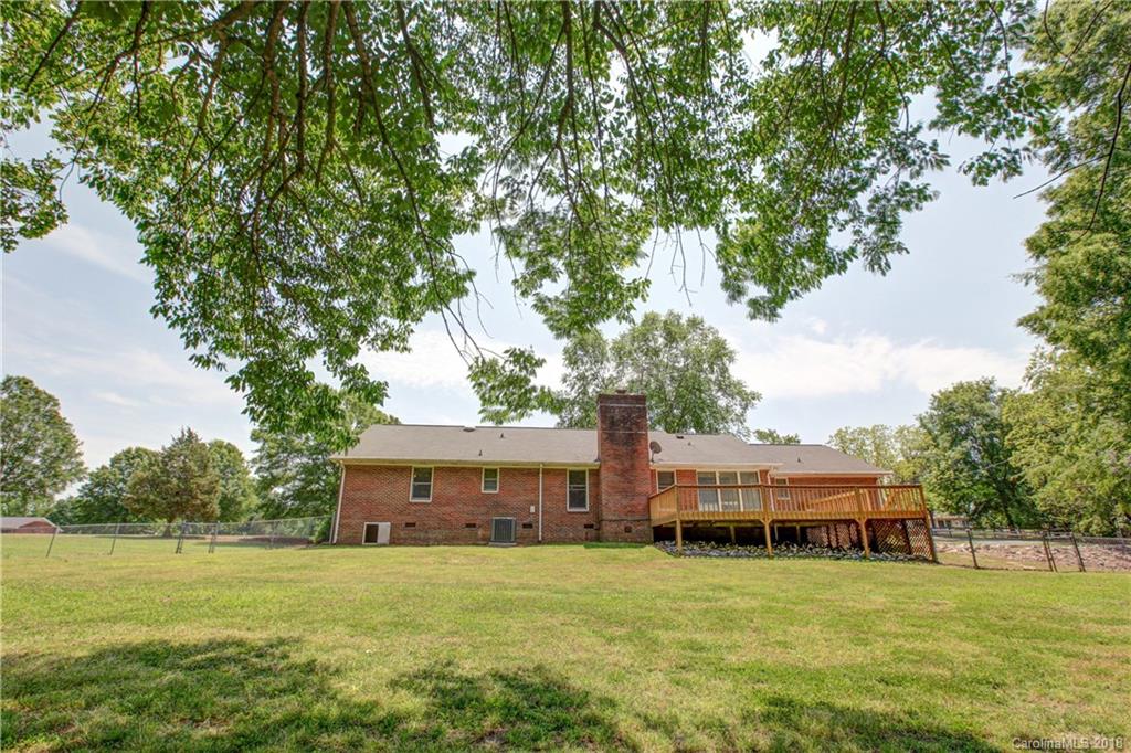 2802 Faulks Church Road Wingate, NC 28174 - Photo 10 of 36 Gallery Image 10