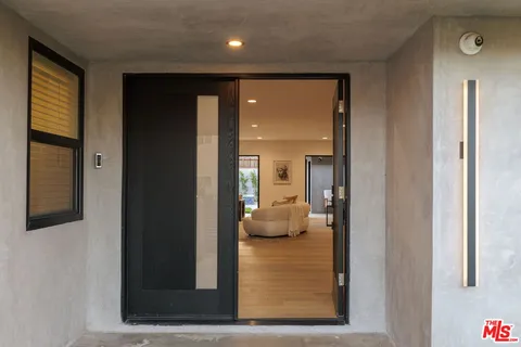 $2,199,000 | 5809 Chariton Avenue, Los Angeles, CA 90056