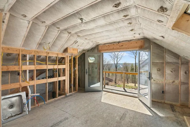 $895,000 | 266 Ursa Ridge Road, Brattleboro, VT 05301