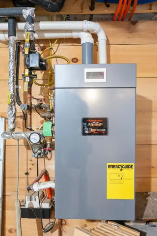 $895,000 | 266 Ursa Ridge Road, Brattleboro, VT 05301