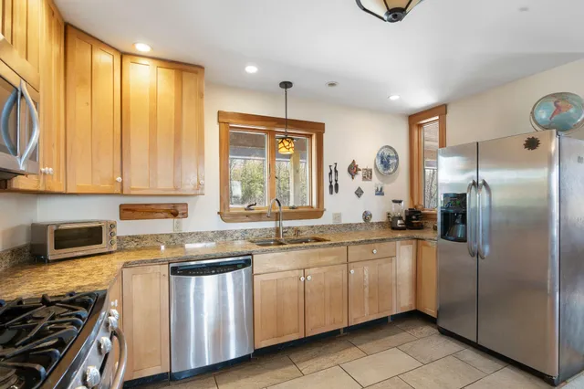 $895,000 | 266 Ursa Ridge Road, Brattleboro, VT 05301