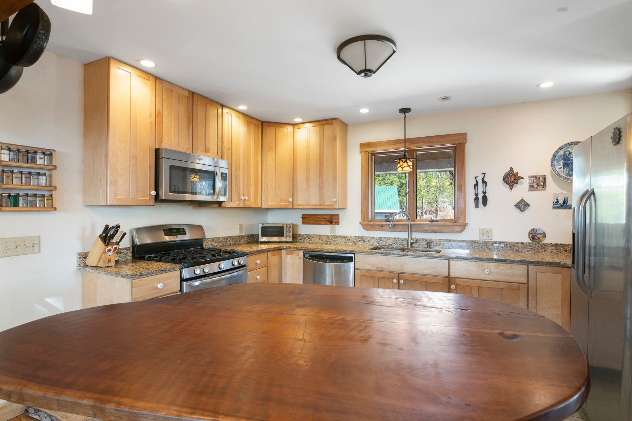 266 Ursa Ridge Road Brattleboro, VT 05301 - Photo 8 of 60