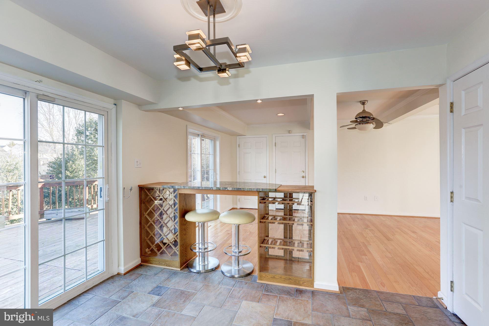 911 Pointer Ridge Drive Gaithersburg, MD 20878 - Photo 11 of 30 Kitchen