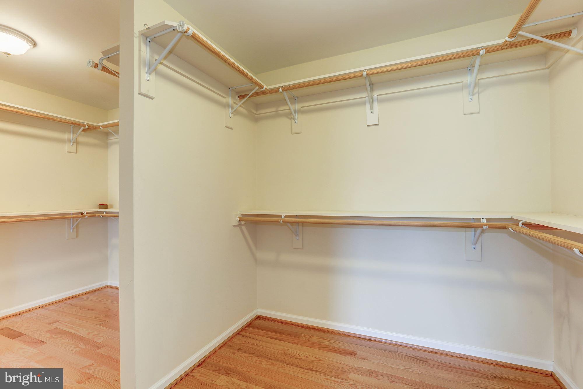 911 Pointer Ridge Drive Gaithersburg, MD 20878 - Photo 17 of 30 Bedroom (Master)