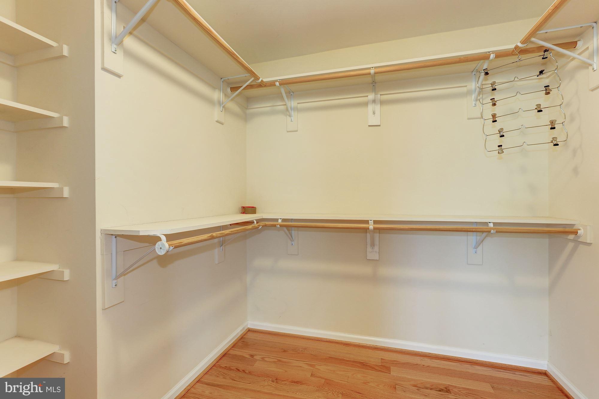 911 Pointer Ridge Drive Gaithersburg, MD 20878 - Photo 18 of 30 Bedroom (Master)