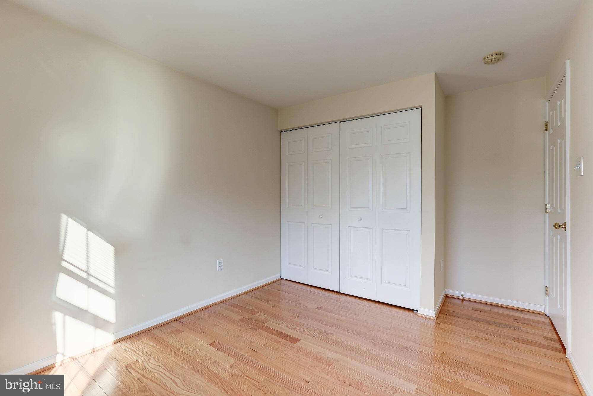 911 Pointer Ridge Drive Gaithersburg, MD 20878 - Photo 23 of 30 Bedroom