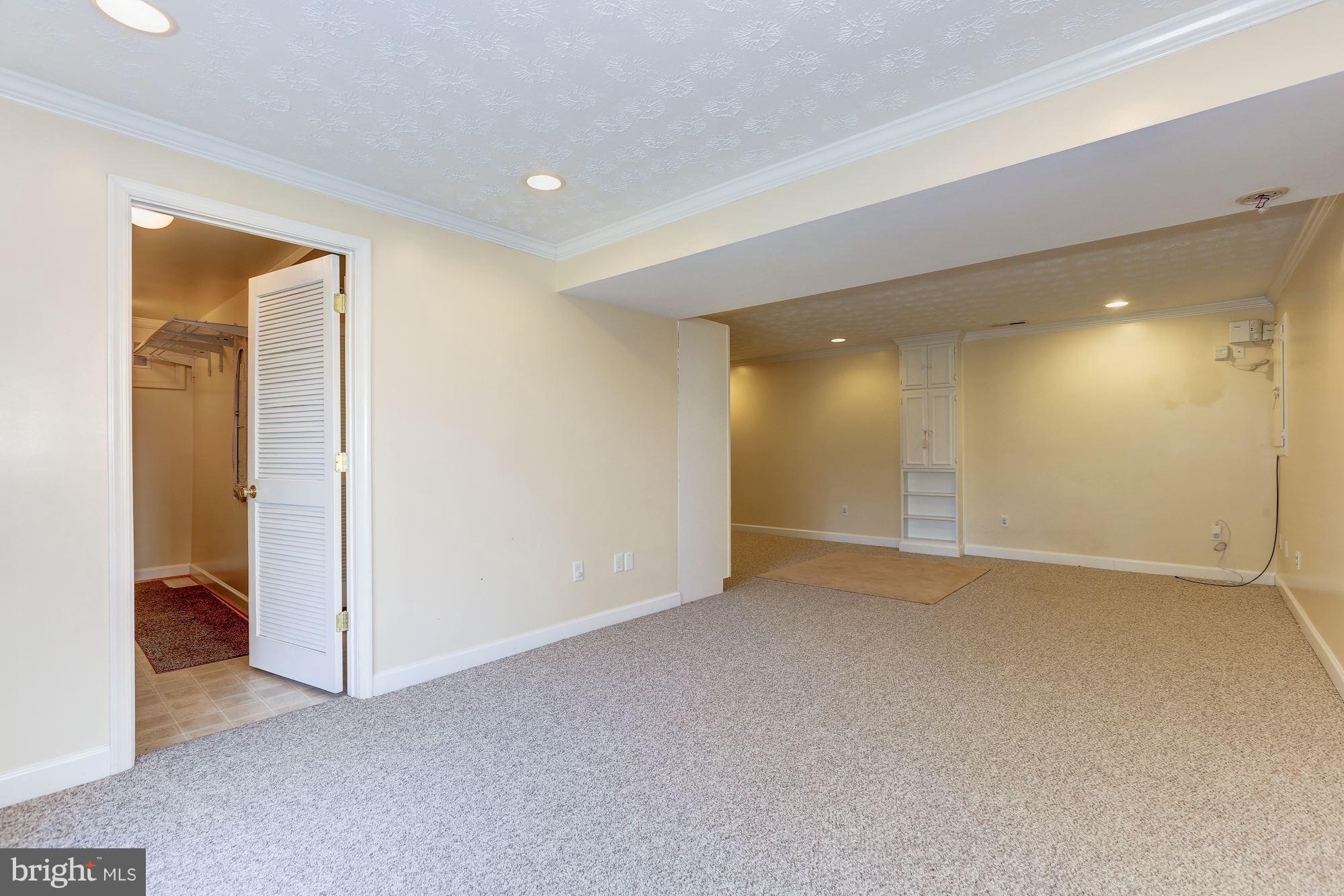 911 Pointer Ridge Drive Gaithersburg, MD 20878 - Photo 25 of 30 Basement