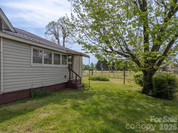 $175,000 | 504 Old Henrietta Road, Forest City, NC 28043