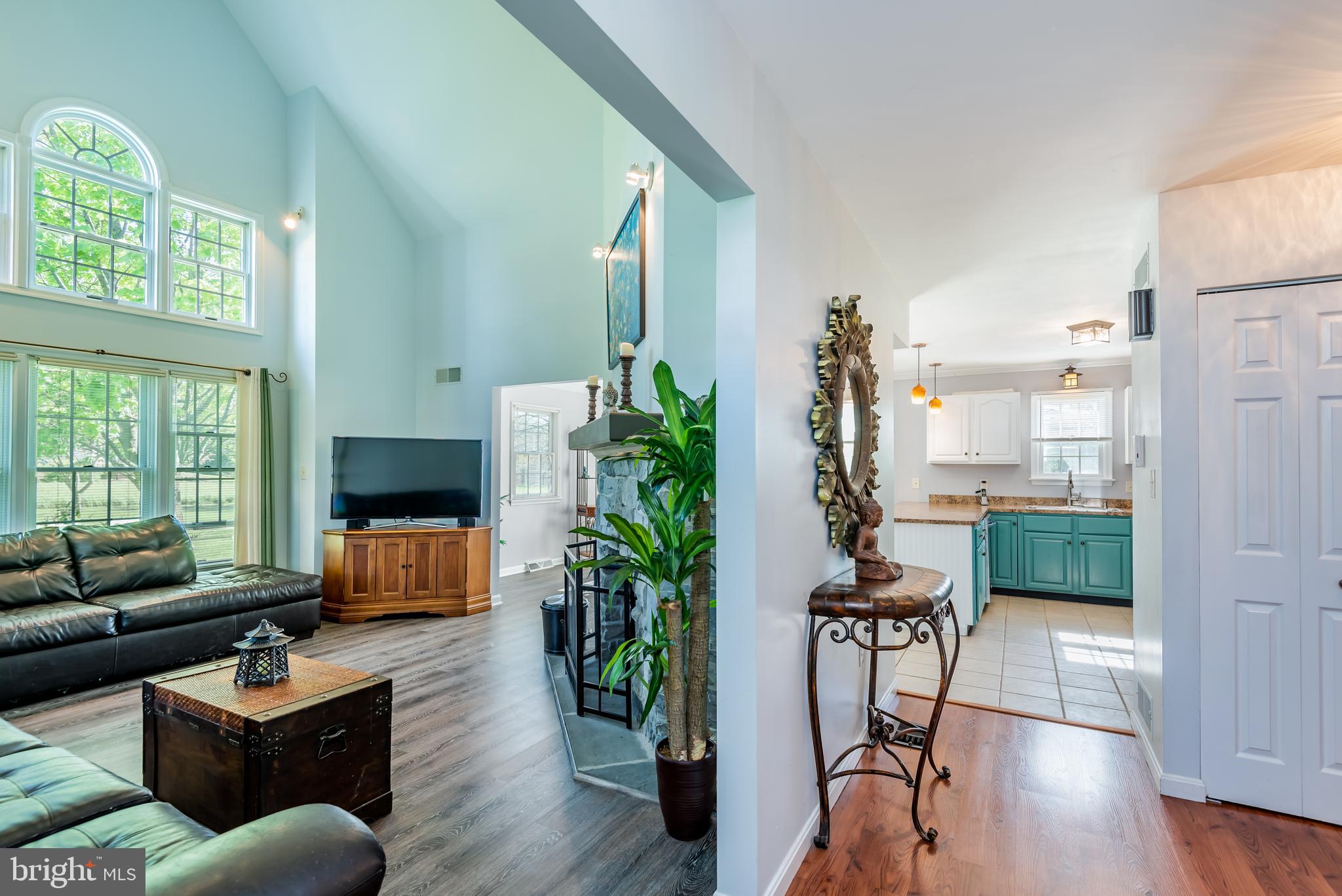 296 Stuart Road Carlisle, PA 17015 - Photo 4 of 35 Gallery Image 4