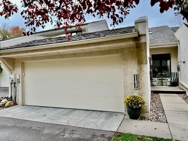 $575,000 | 11832 Bren Road, Hopkins, MN 55343