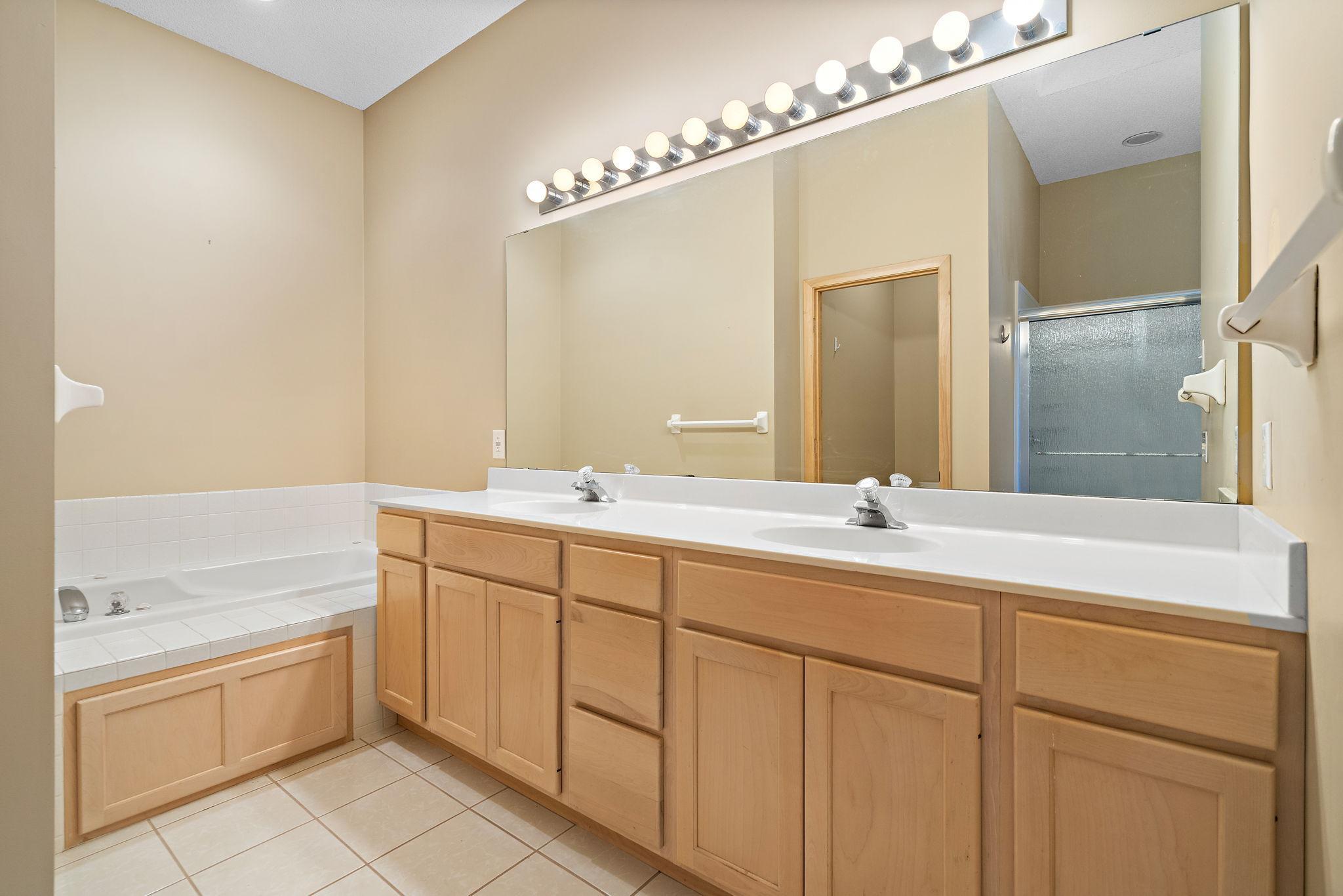 11832 Bren Road Hopkins, MN 55343 - Photo 23 of 47