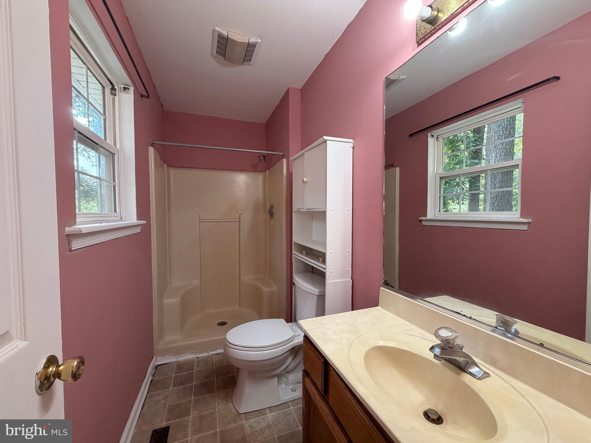 208 Harford Road Salisbury, MD 21801 - Photo 31 of 43 Master Bathroom