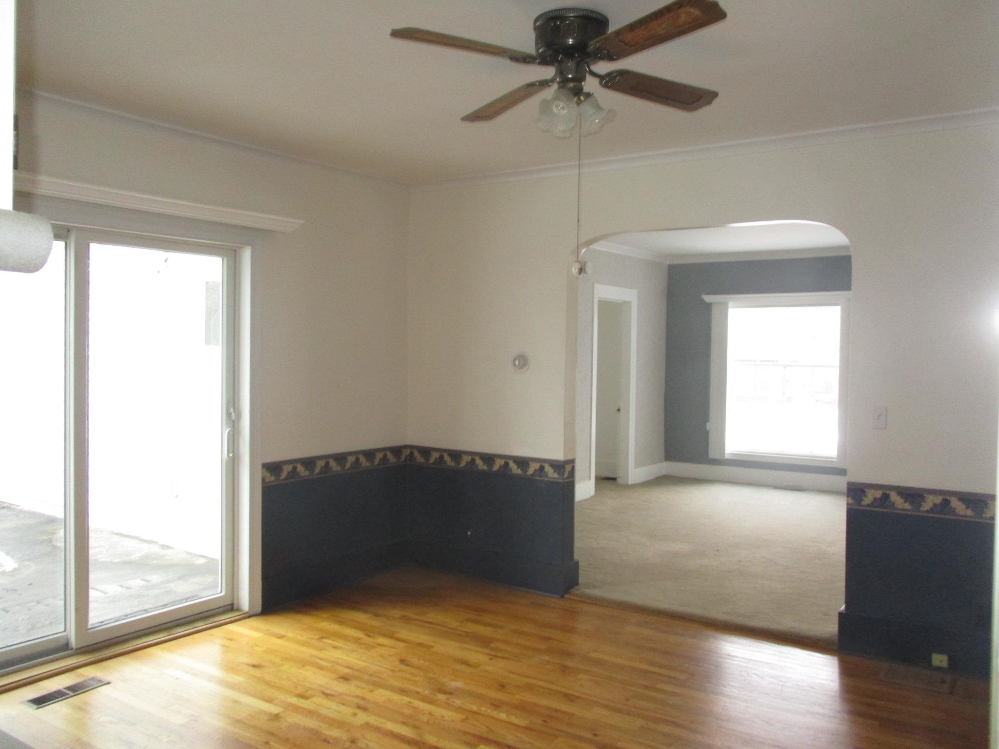 604 East South Holly Road Fenton, MI 48430 - Photo 17 of 24 50089675-16.JPG