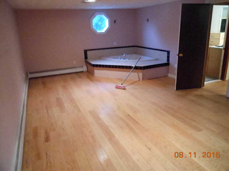 414 Middlebridge Road South Kingstown, RI 02879 - Photo 5 of 7 Master Bedroom.