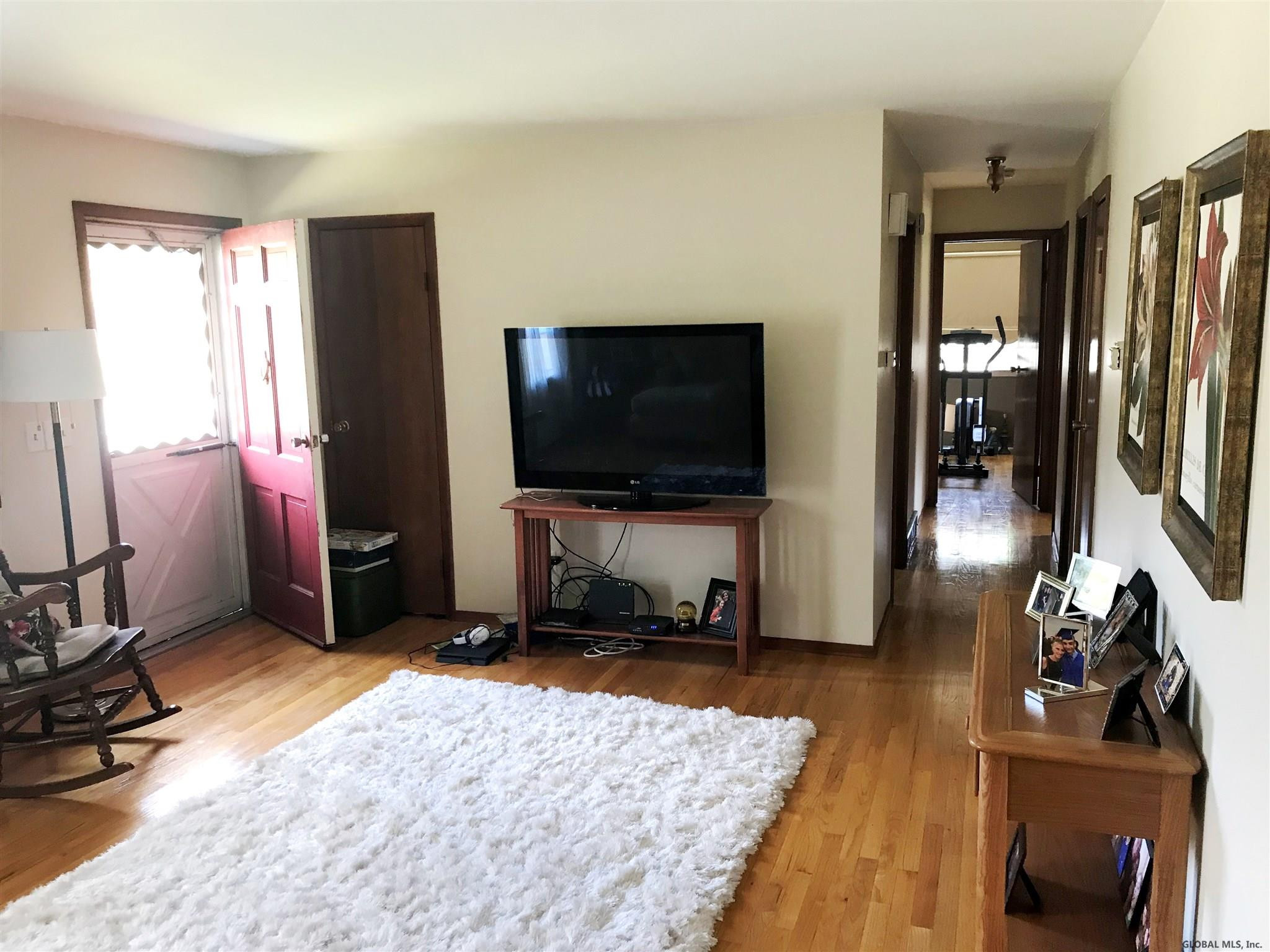 206 Middletown Road Waterford, NY 12188 - Photo 3 of 15 Photo 3