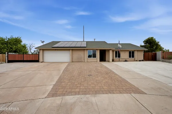 $549,999 | 12039 North 60th Avenue, Glendale, AZ 85304