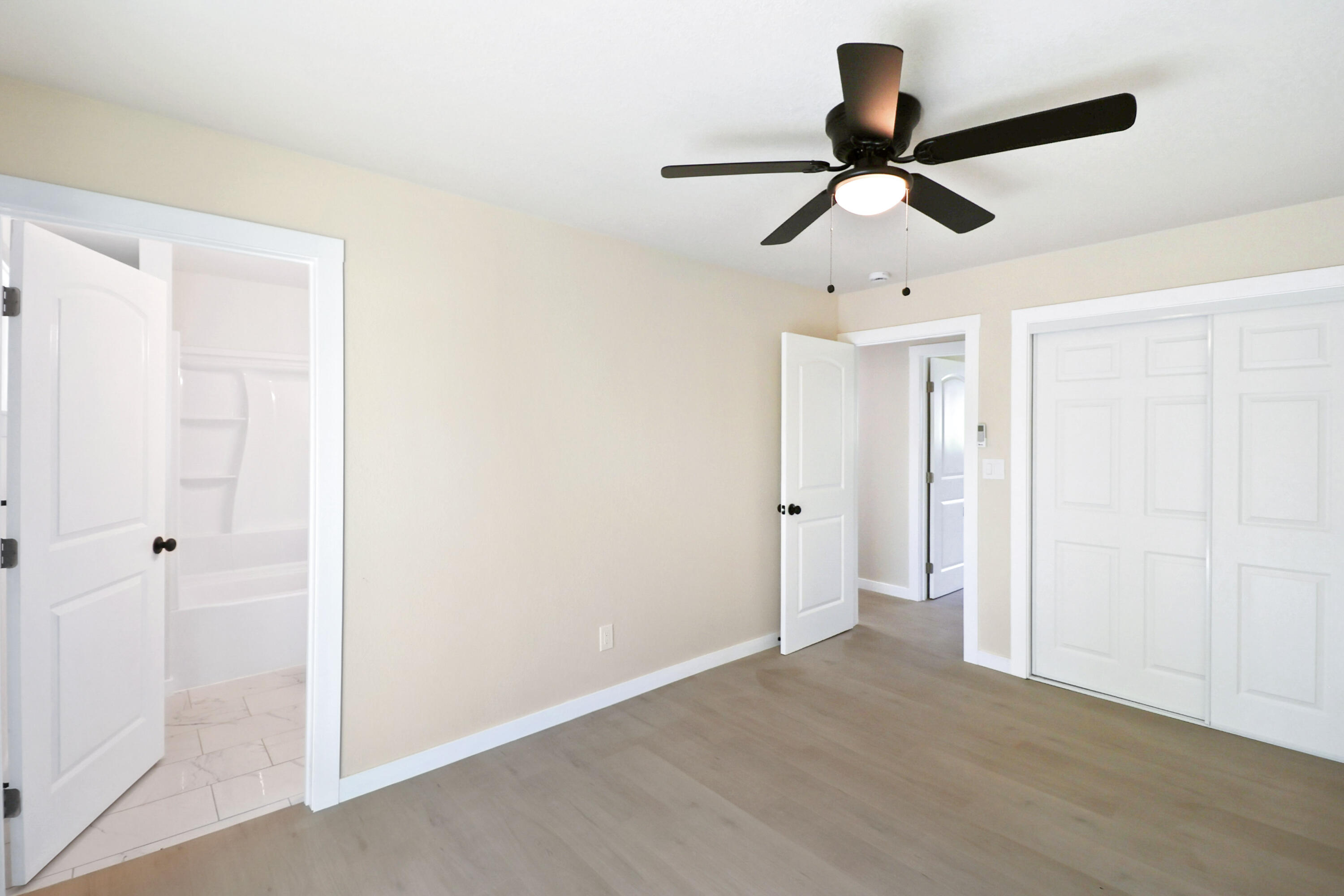 4525 Enchanted Way Redding, CA 96001 - Photo 23 of 30 20-03 (2)