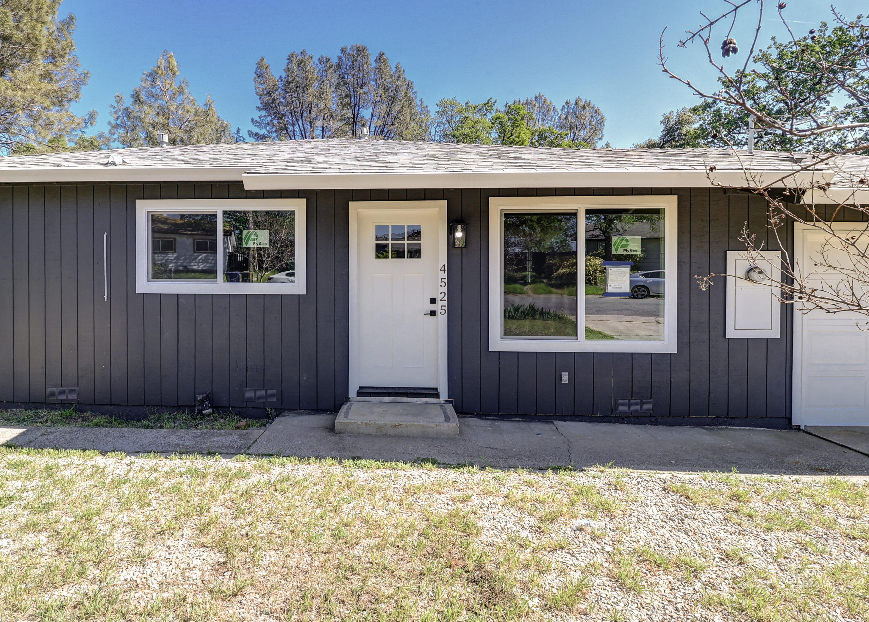 4525 Enchanted Way Redding, CA 96001 - Photo 3 of 30 5-IMG_1615_6_7_8_9