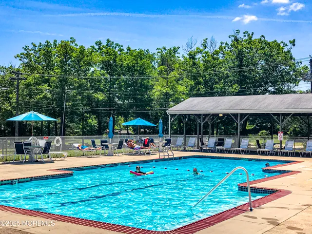 $315,000 | 23 Cedar Avenue, Manahawkin, NJ 08050