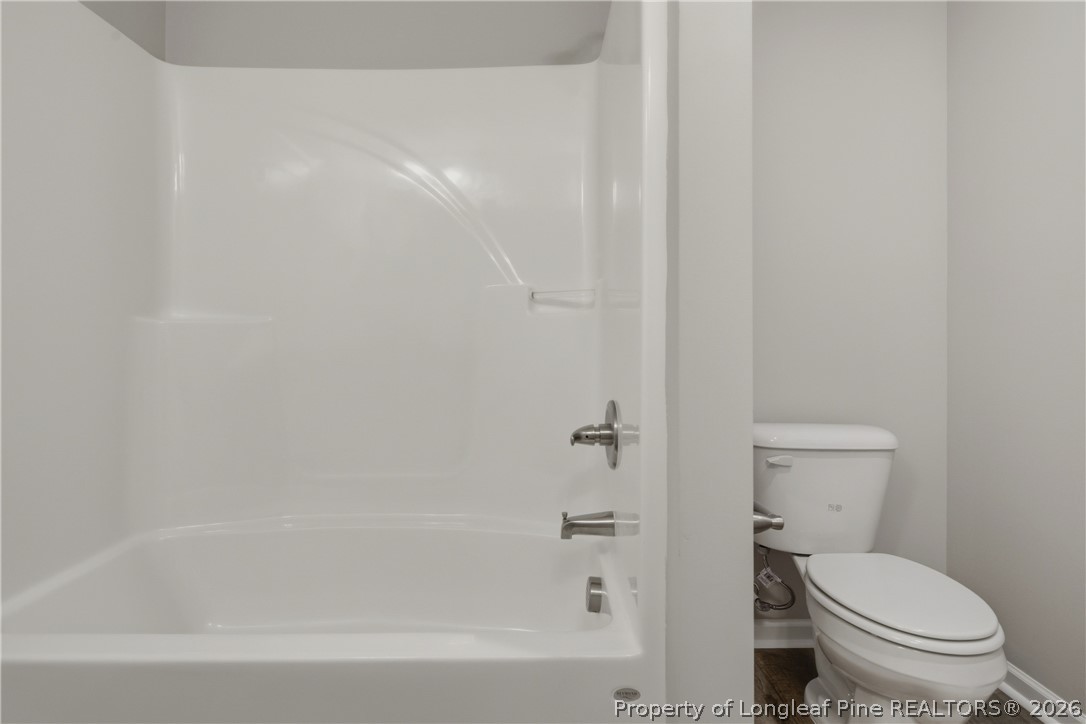 221 South 5th Street Spring Lake, NC 28390 - Photo 33 of 49 Tub/shower combo in master