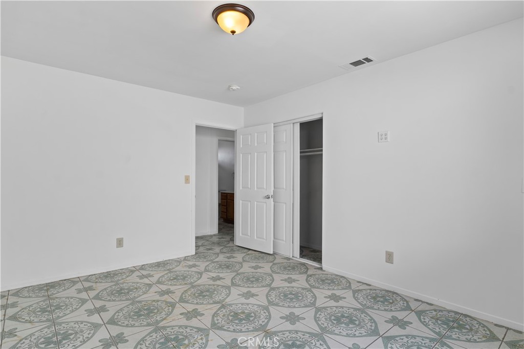 217 East 5th Street Perris, CA 92570 - Photo 15 of 44