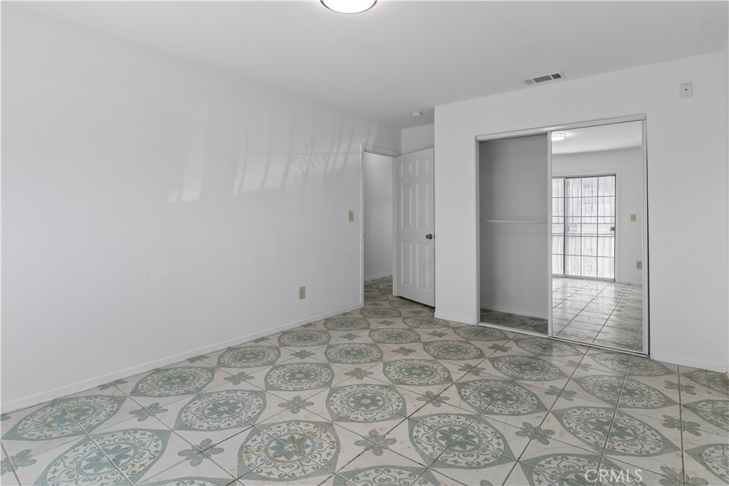 217 East 5th Street Perris, CA 92570 - Photo 17 of 44