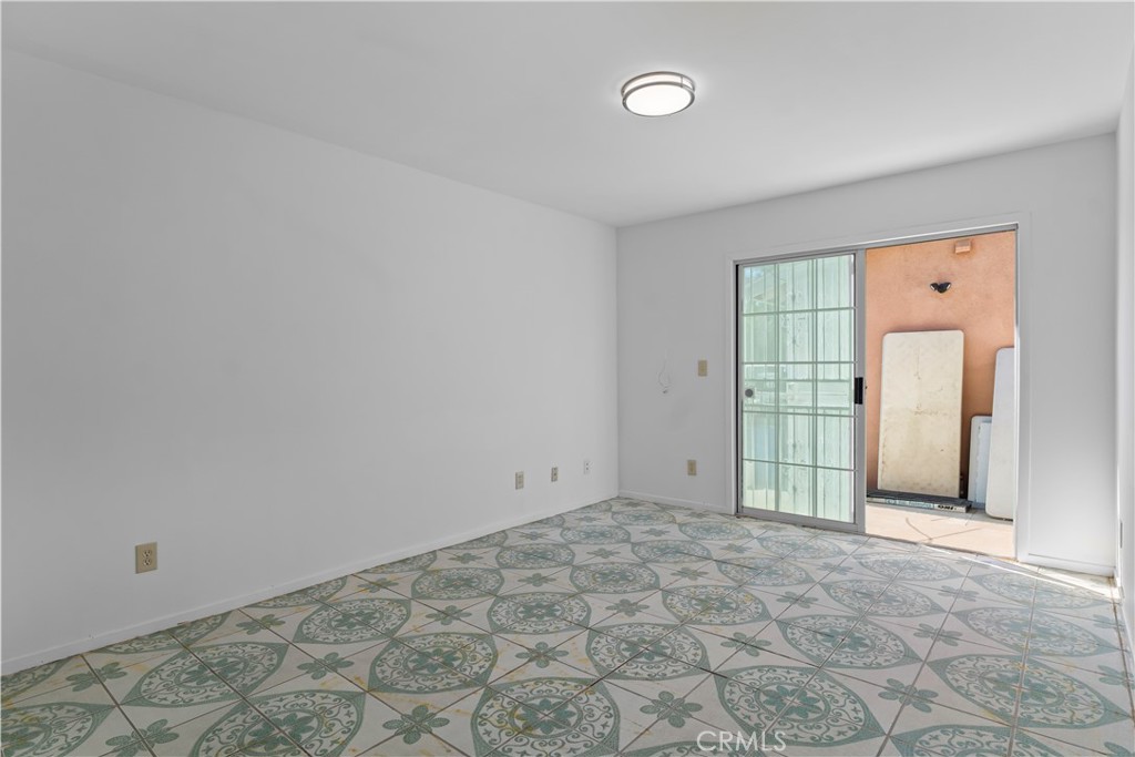 217 East 5th Street Perris, CA 92570 - Photo 22 of 44