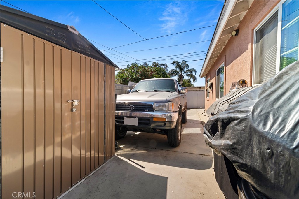 217 East 5th Street Perris, CA 92570 - Photo 27 of 44