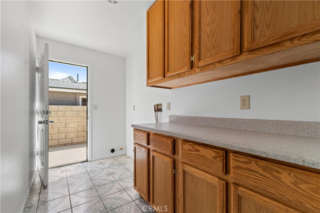 217 East 5th Street Perris, CA 92570 - Photo 32 of 44