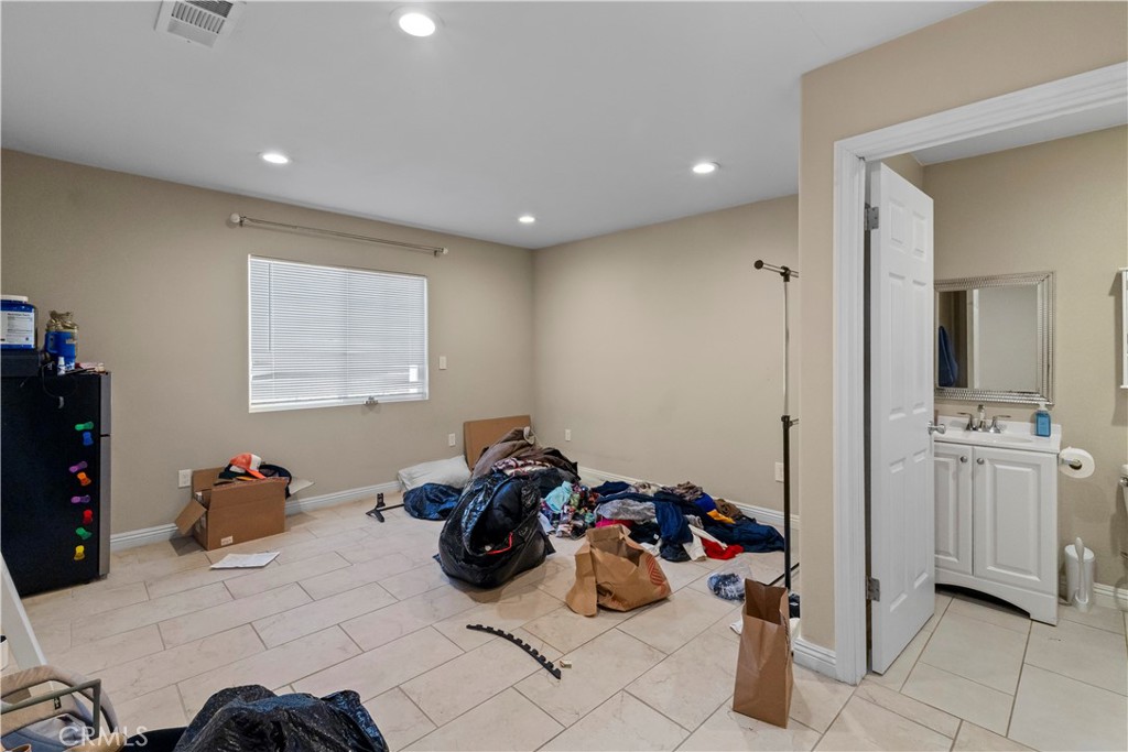 217 East 5th Street Perris, CA 92570 - Photo 35 of 44